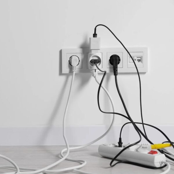 Weird Electrical Stuff at Home? Metairie, You’re Not Alone