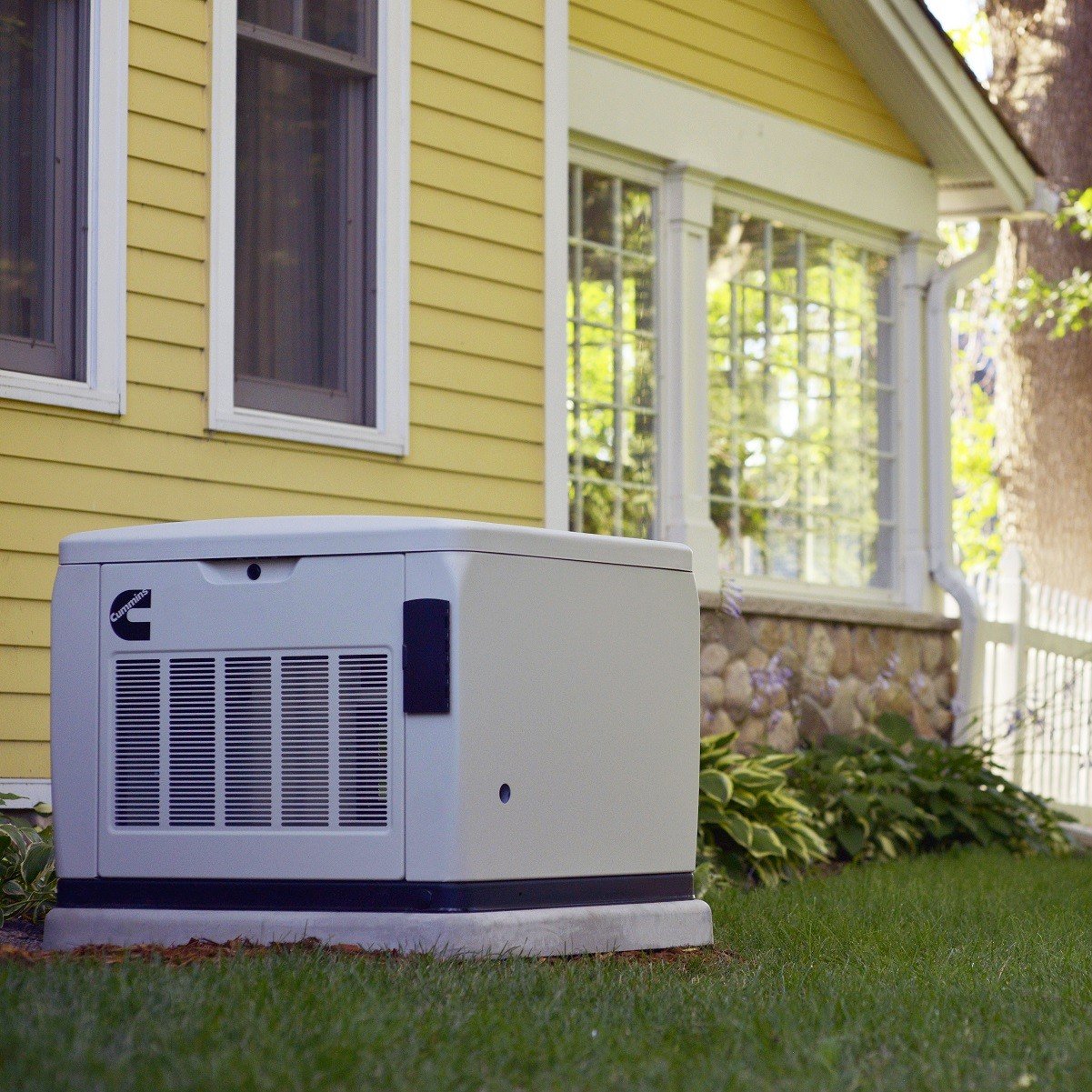 Standby generator installed at Metairie home to provide automatic backup power during electrical outages.